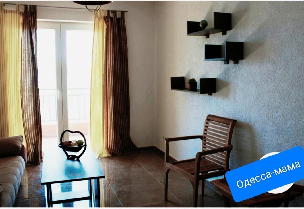 Odessa Mama Apartamento Bijela Exterior foto